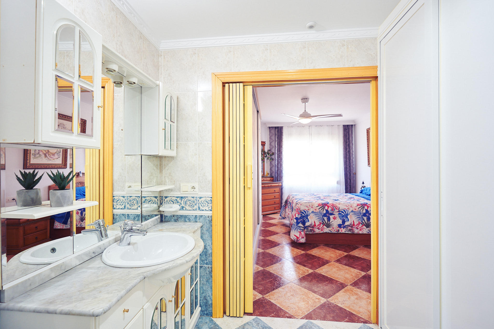 Mediterranean Breeze - 25